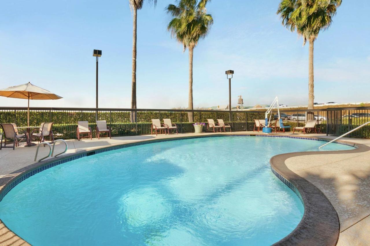 Best Western Cy-Fair Cypress Exterior photo